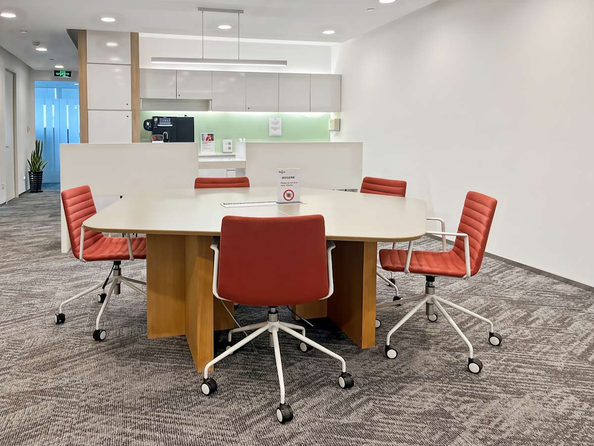 Regus (IWG) Huaihai Plaza Shanghai