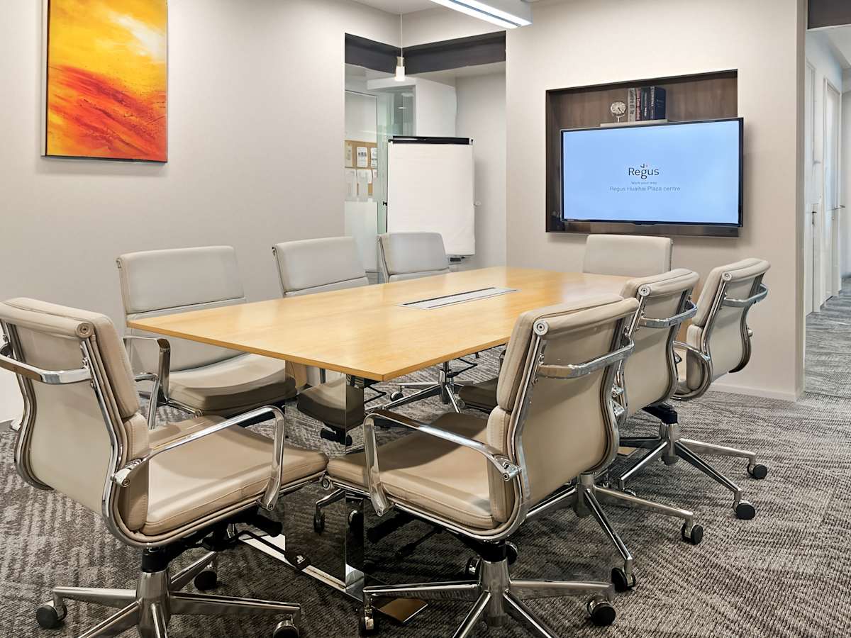 Regus (IWG) Huaihai Plaza Shanghai