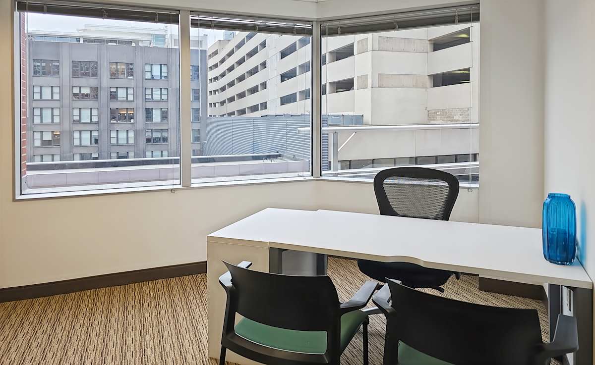 Hub Tower Center Des Moines Regus (IWG) Hub Tower Center Des Moines