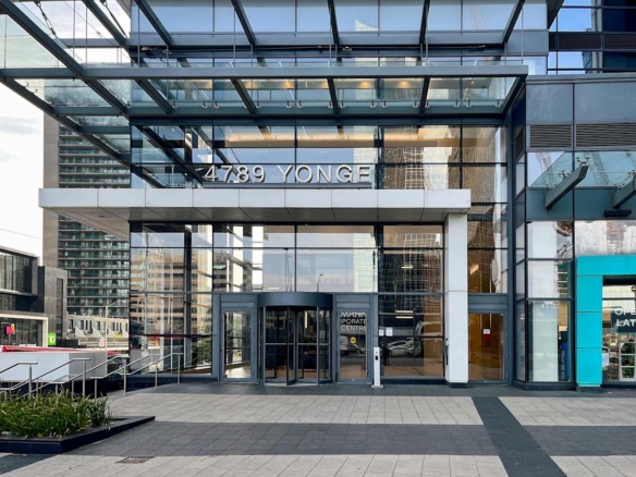 HQ (IWG) Hullmark Center Toronto