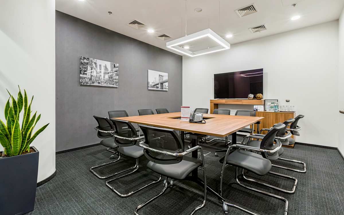 Regus (IWG) IQ Centre Kyiv