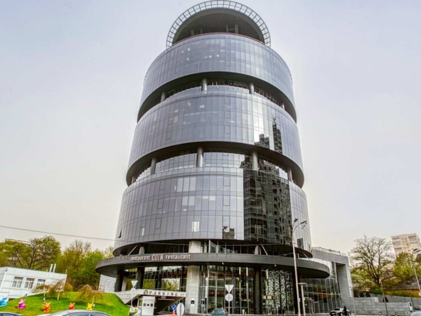 Regus (IWG) IQ Centre Kyiv