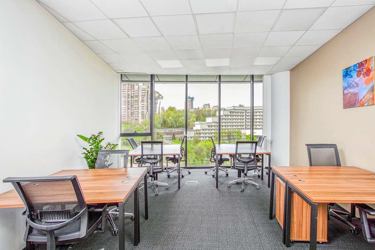 Regus (IWG) IQ Centre Kyiv