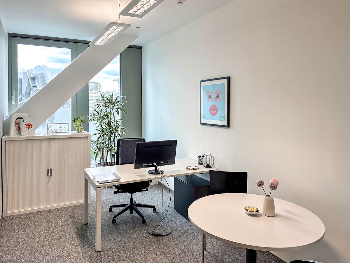 Regus (IWG) Icon Tower Vienna