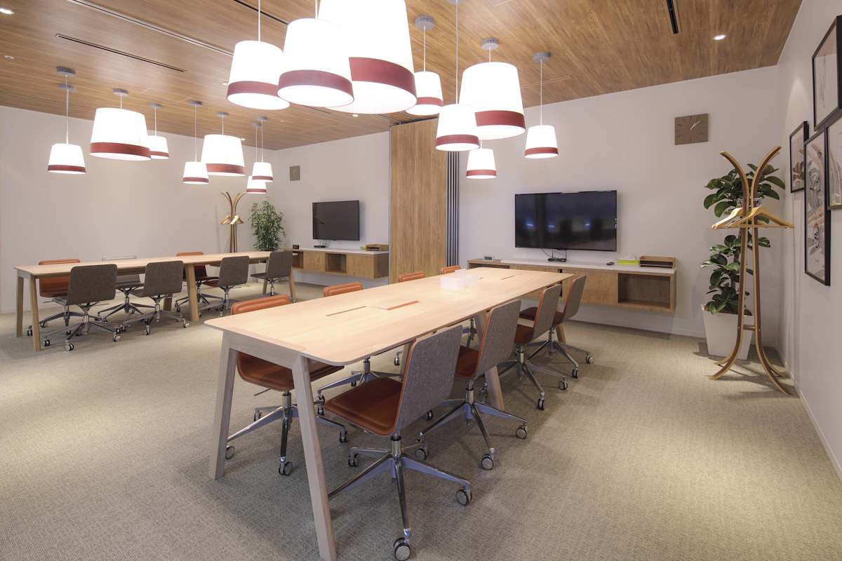 Spaces (IWG) JP Tower Nagoya
