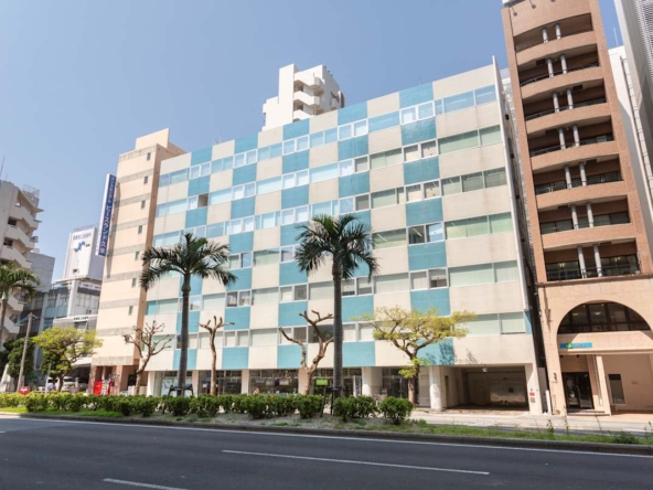 Regus (IWG) JR Kyushu Naha Building Naha