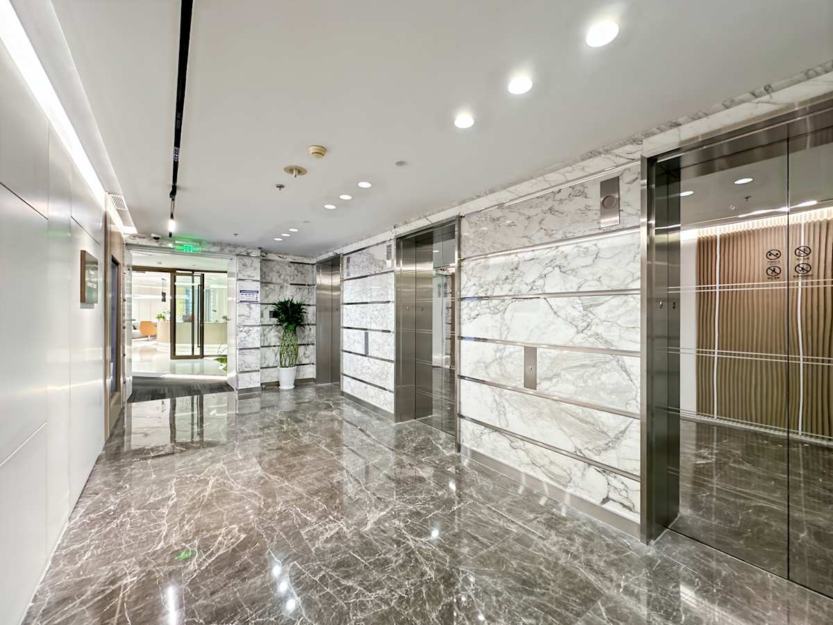 Signature by Regus (IWG) Jin Mao Tower Shanghai