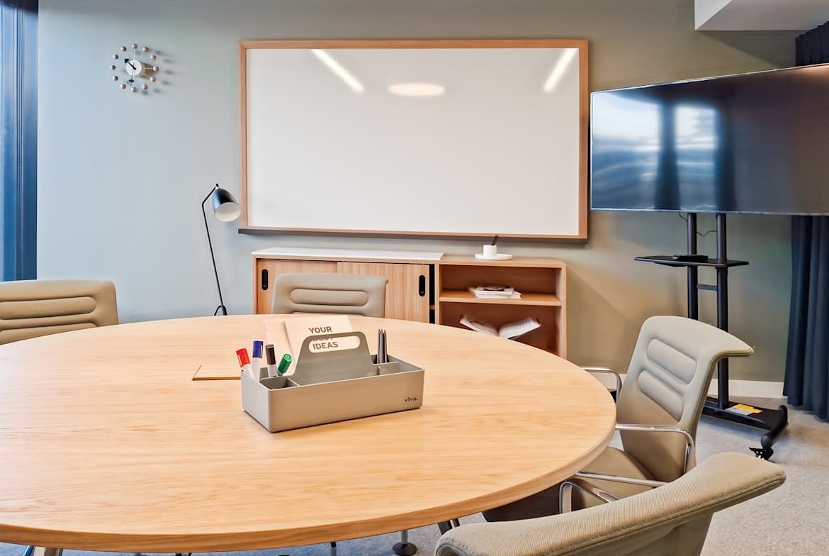 Spaces (IWG) Julius-Tandler-Platz 3 Wien