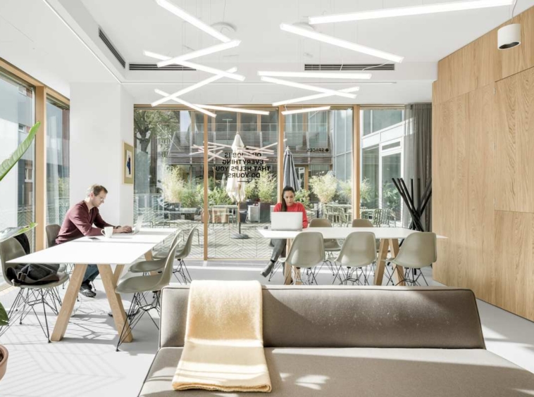 Spaces (IWG) Kaiserswerther Strasse 135 Dusseldorf