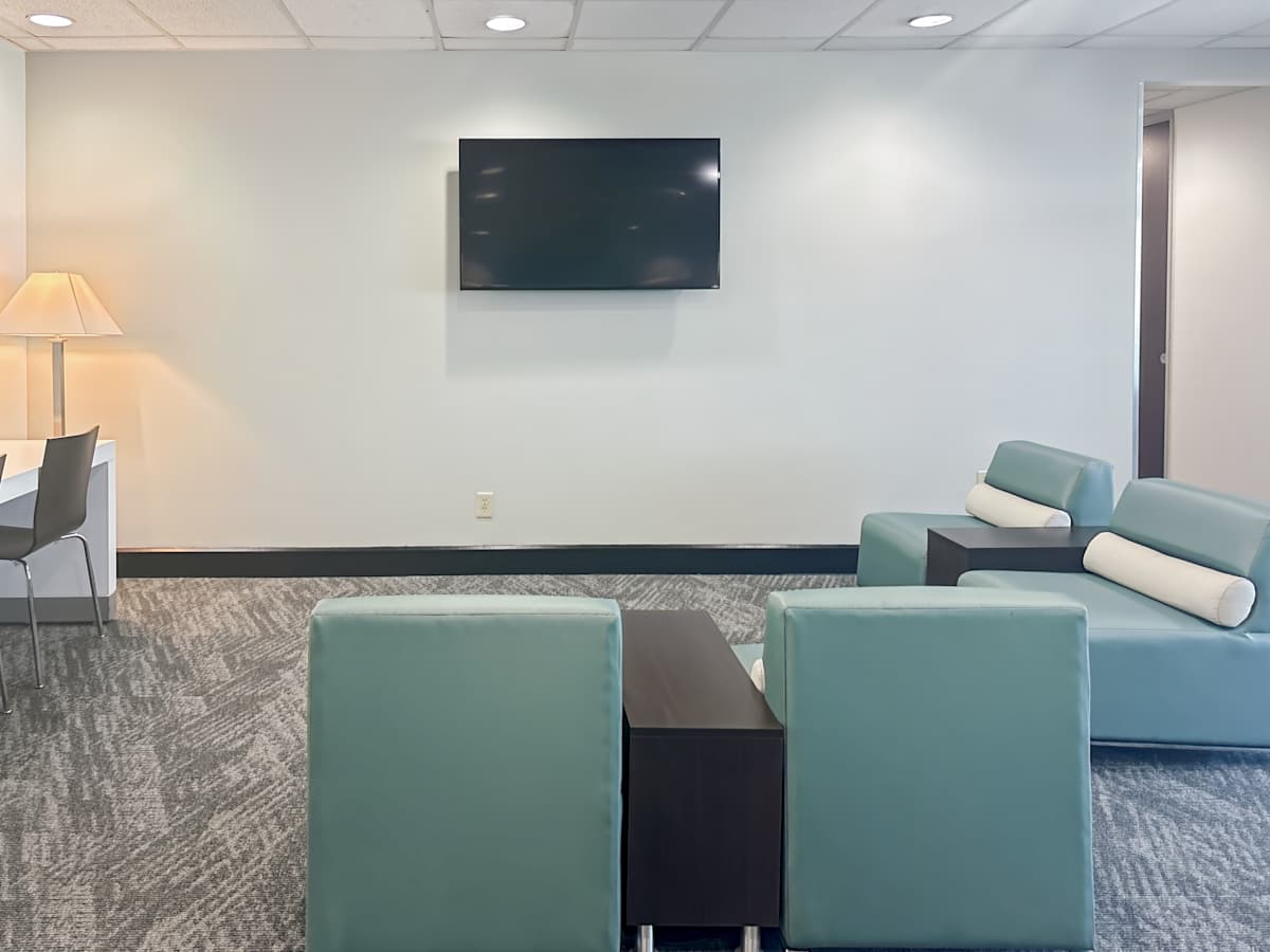 Regus (IWG) Keystone at the Crossing Indianapolis