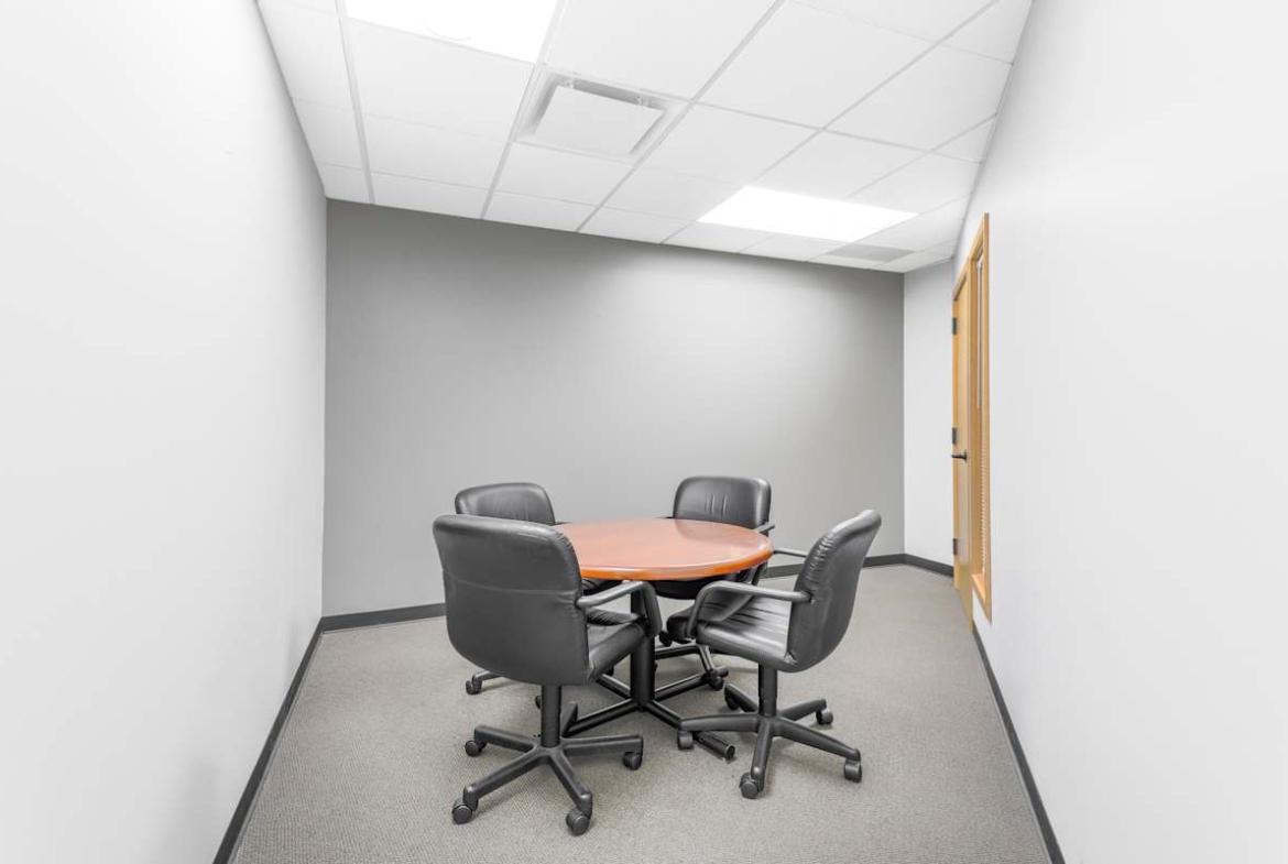 Regus (IWG) Kirkland Corporate Center Kirkland