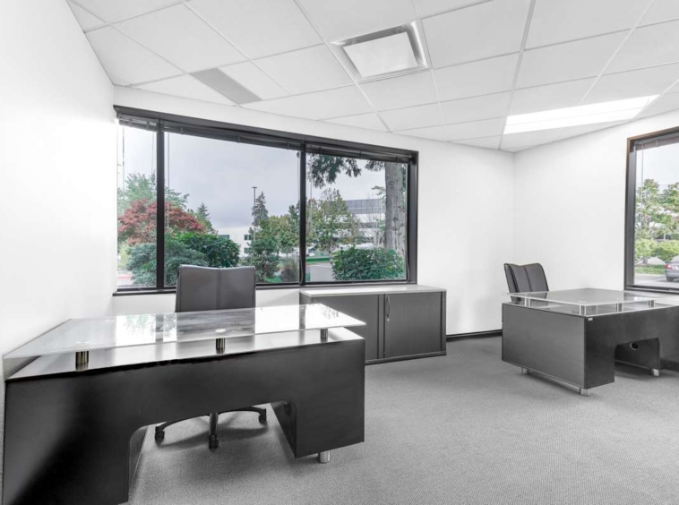 Regus (IWG) Kirkland Corporate Center Kirkland