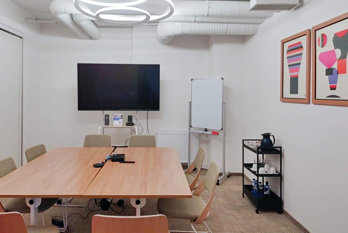 HQ (IWG) Kosovska 27 Novi Sad