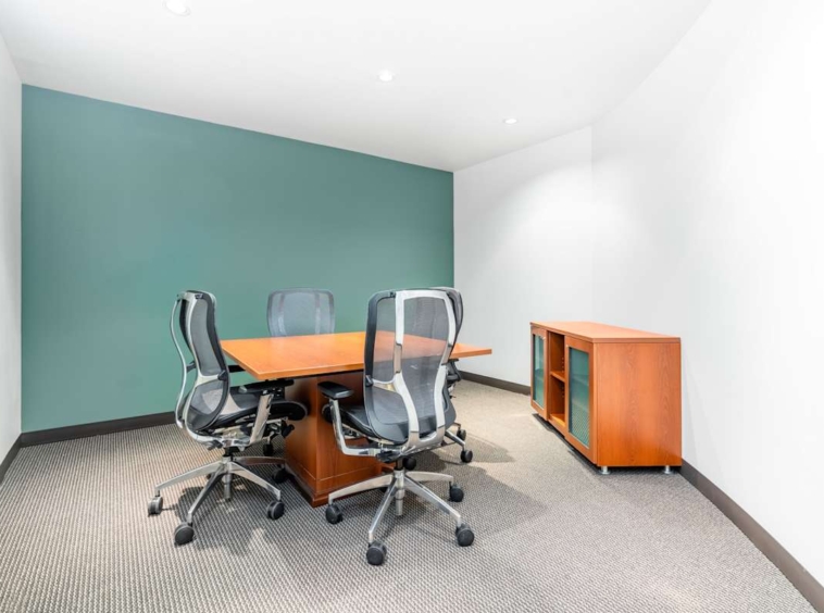 Regus (IWG) Kruse Woods Corporate Park Lake Oswego