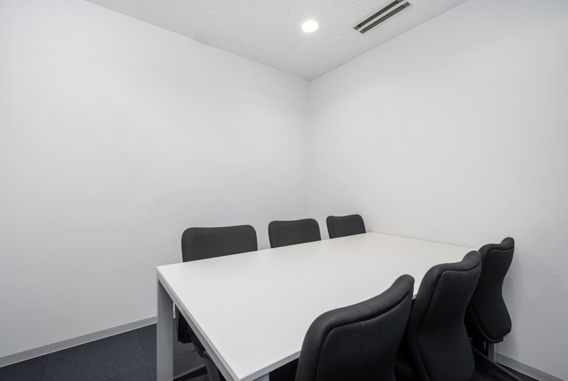 Open Office (IWG) Kuroto Building Kyoto