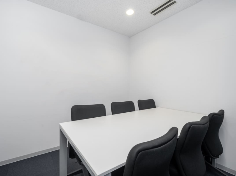 Open Office (IWG) Kuroto Building Kyoto