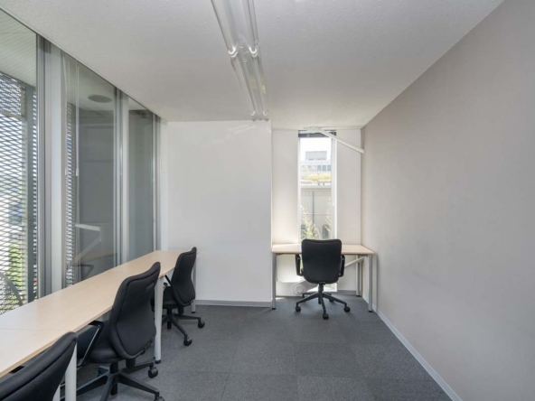 Open Office (IWG) Kuroto Building Kyoto