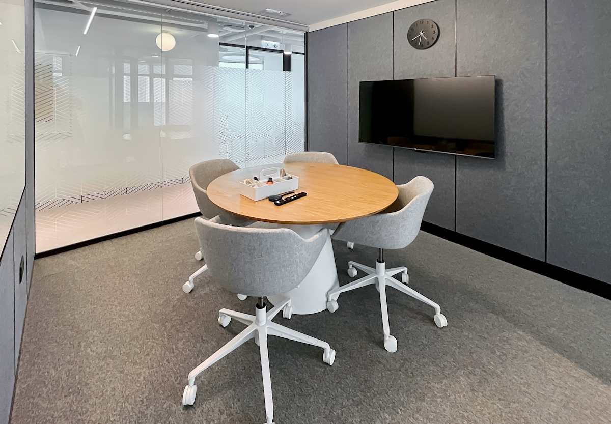 LKF Tower Hong Kong Island Spaces (IWG) LKF Tower Hong Kong Island