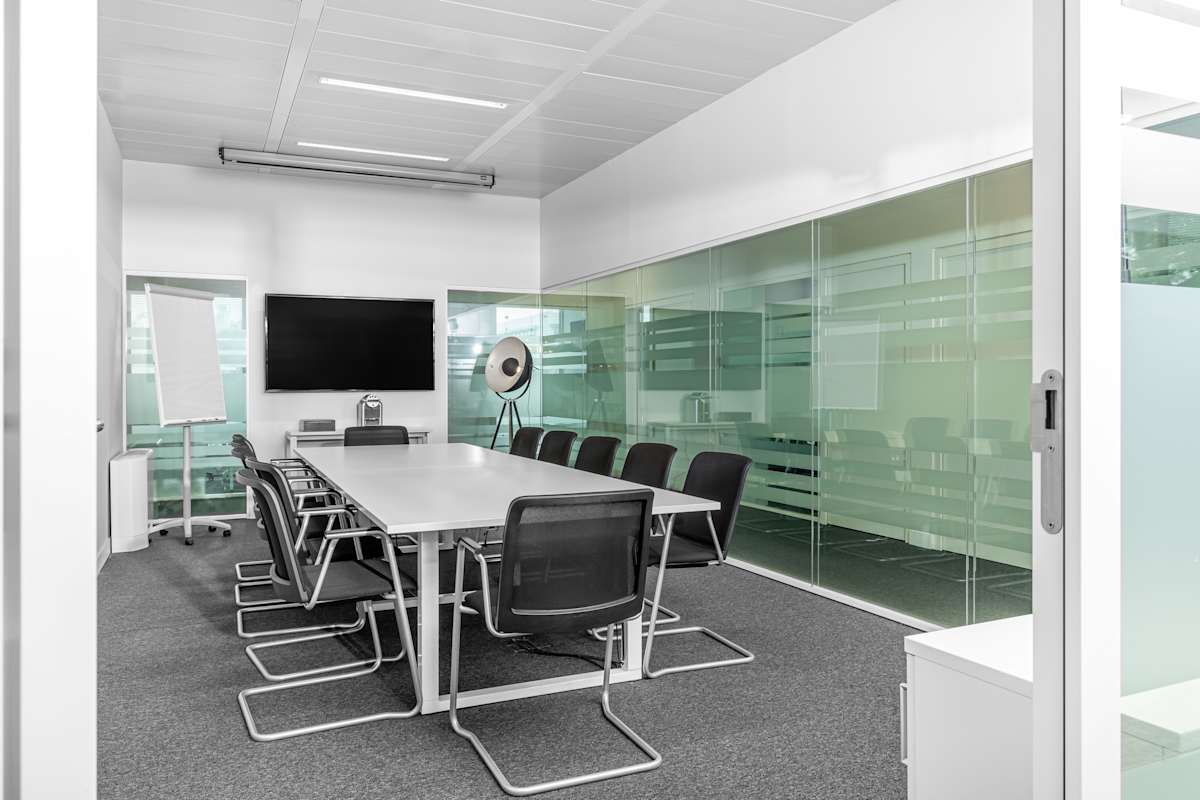 Regus (IWG) Lagoas Park Oeiras