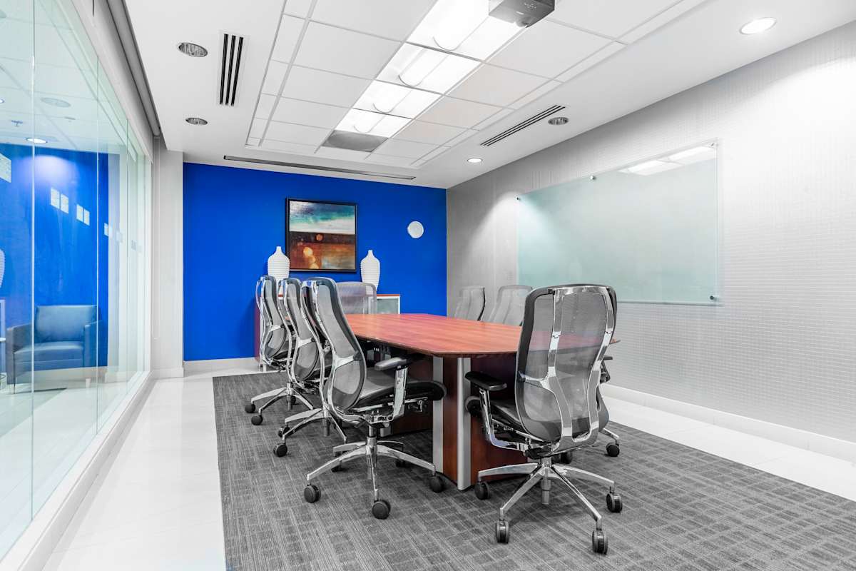 Regus (IWG) Lakeshore Center City of Ontario