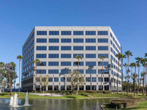 Regus (IWG) Lakeshore Center City of Ontario