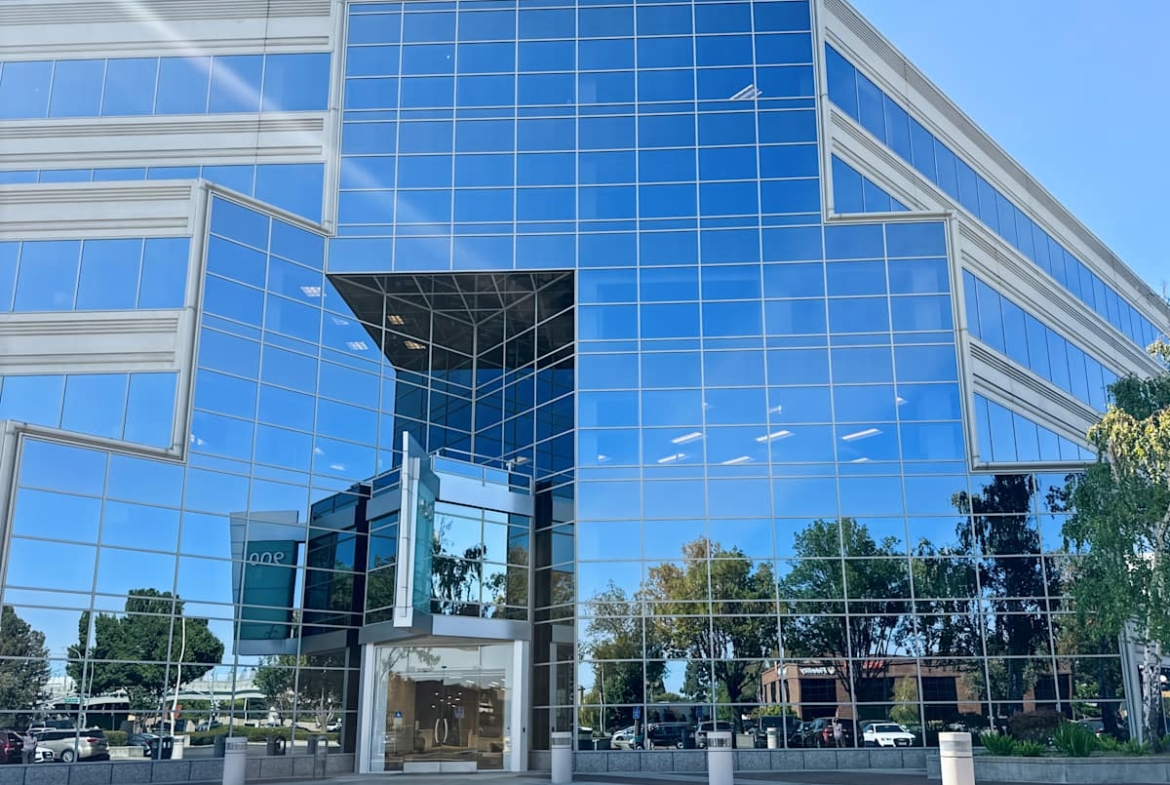 Regus (IWG) Legacy Hamilton Plaza Campbell