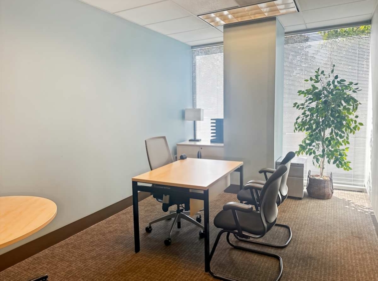 Regus (IWG) Legacy Hamilton Plaza Campbell