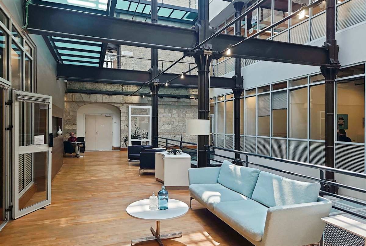 Regus (IWG) Les Docks Marseille Marseille