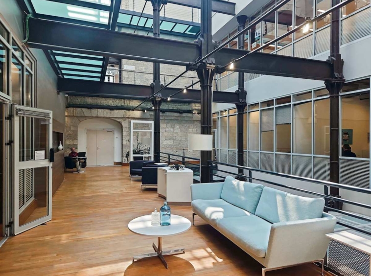 Regus (IWG) Les Docks Marseille Marseille