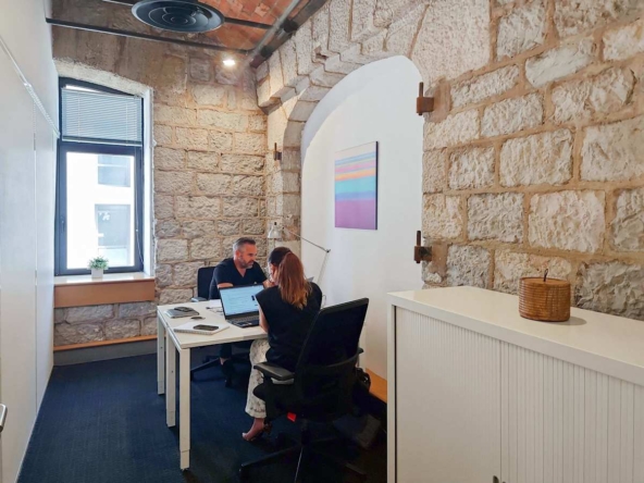 Regus (IWG) Les Docks Marseille Marseille