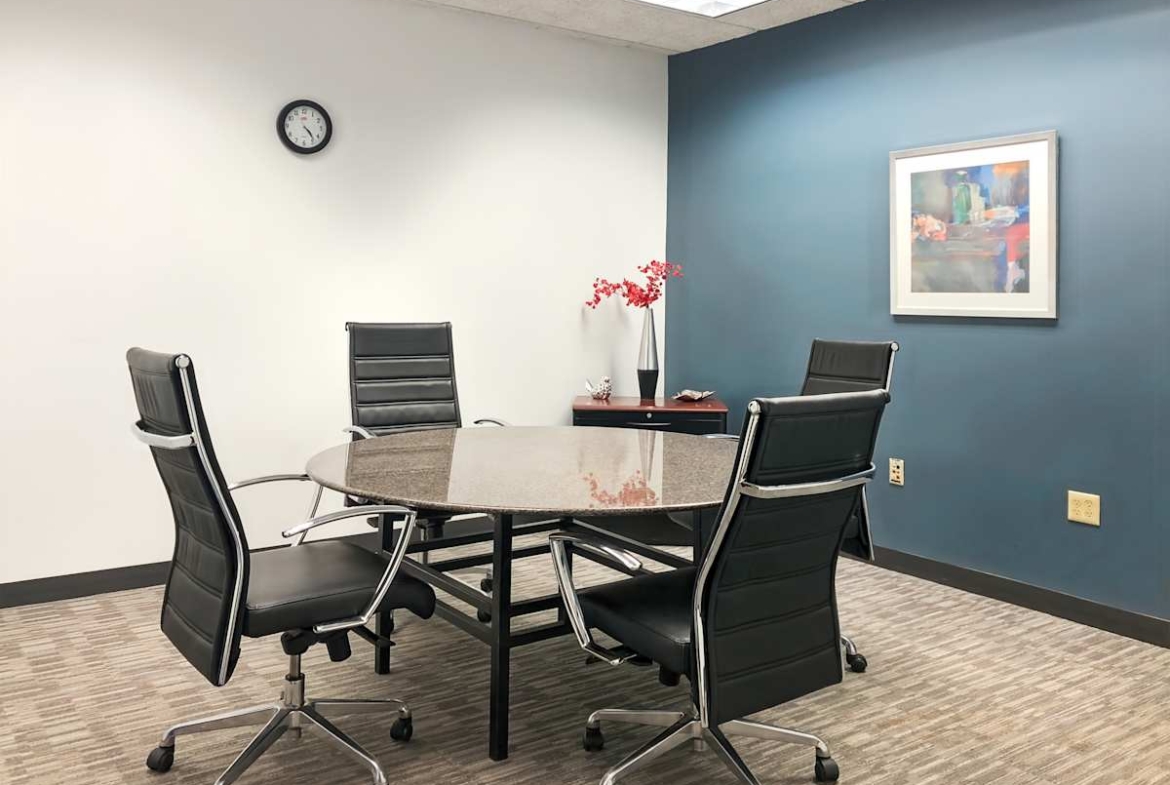HQ (IWG) Lincroft Office Center Red Bank