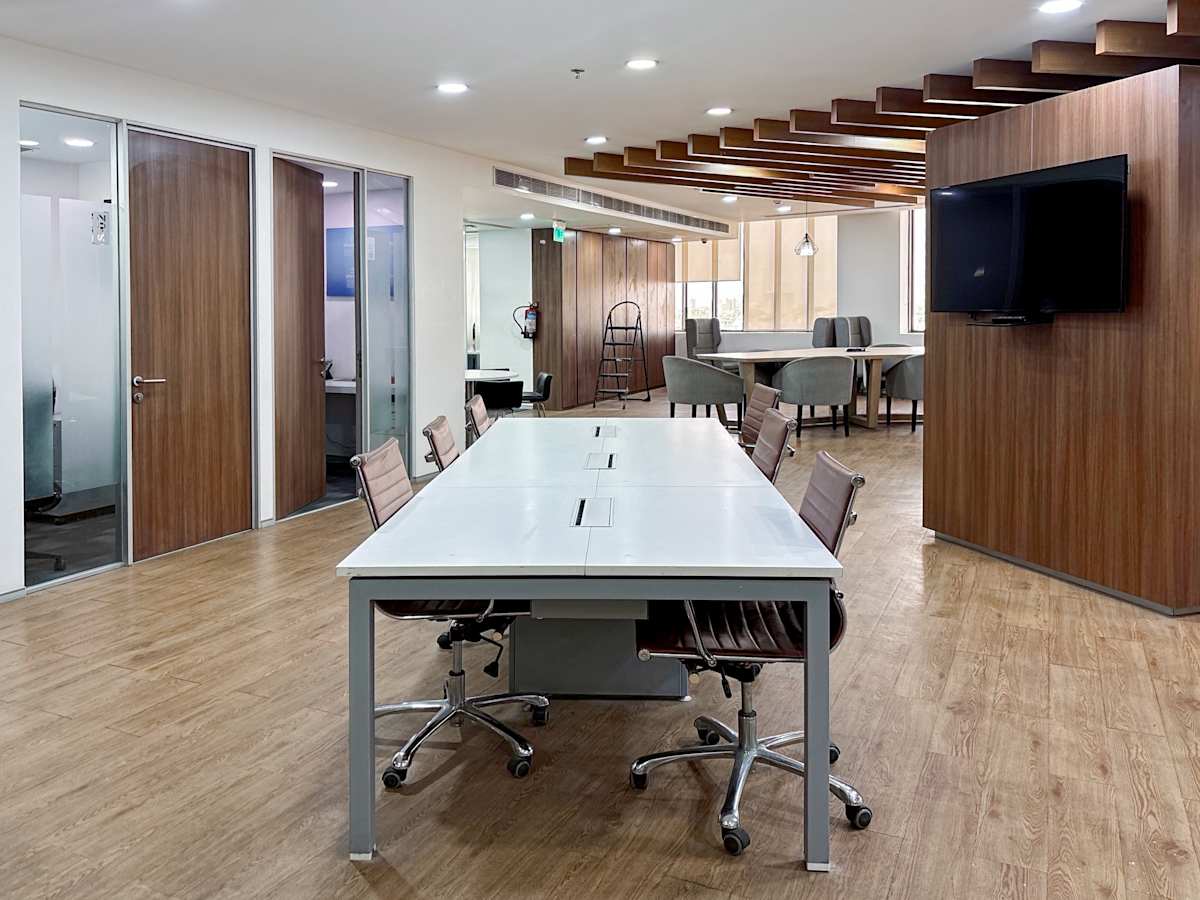 Regus (IWG) Logix City Centre Noida