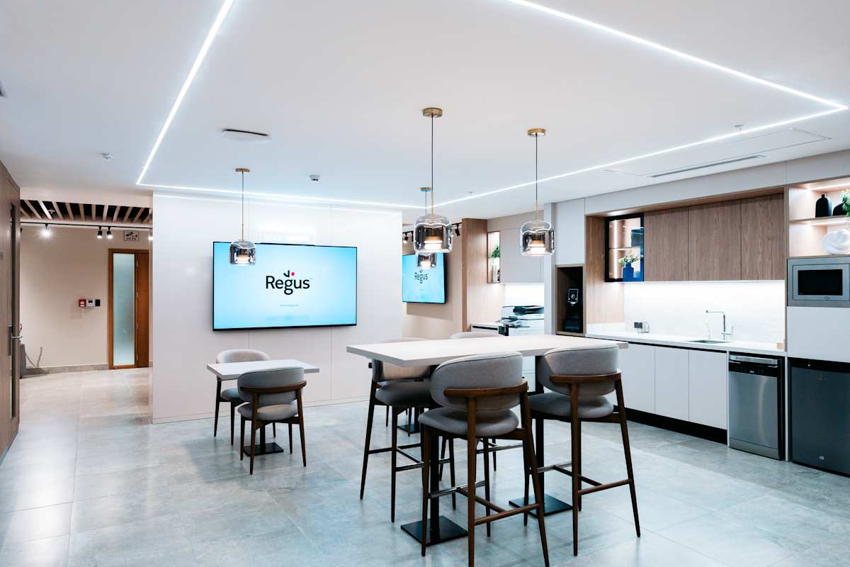 Regus (IWG) Los Arcos Plaza Guayaquil