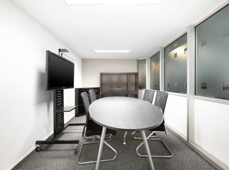 Regus (IWG) Lufthansa Centre Beijing