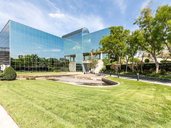 Regus (IWG) Mack-Cali Center III Paramus