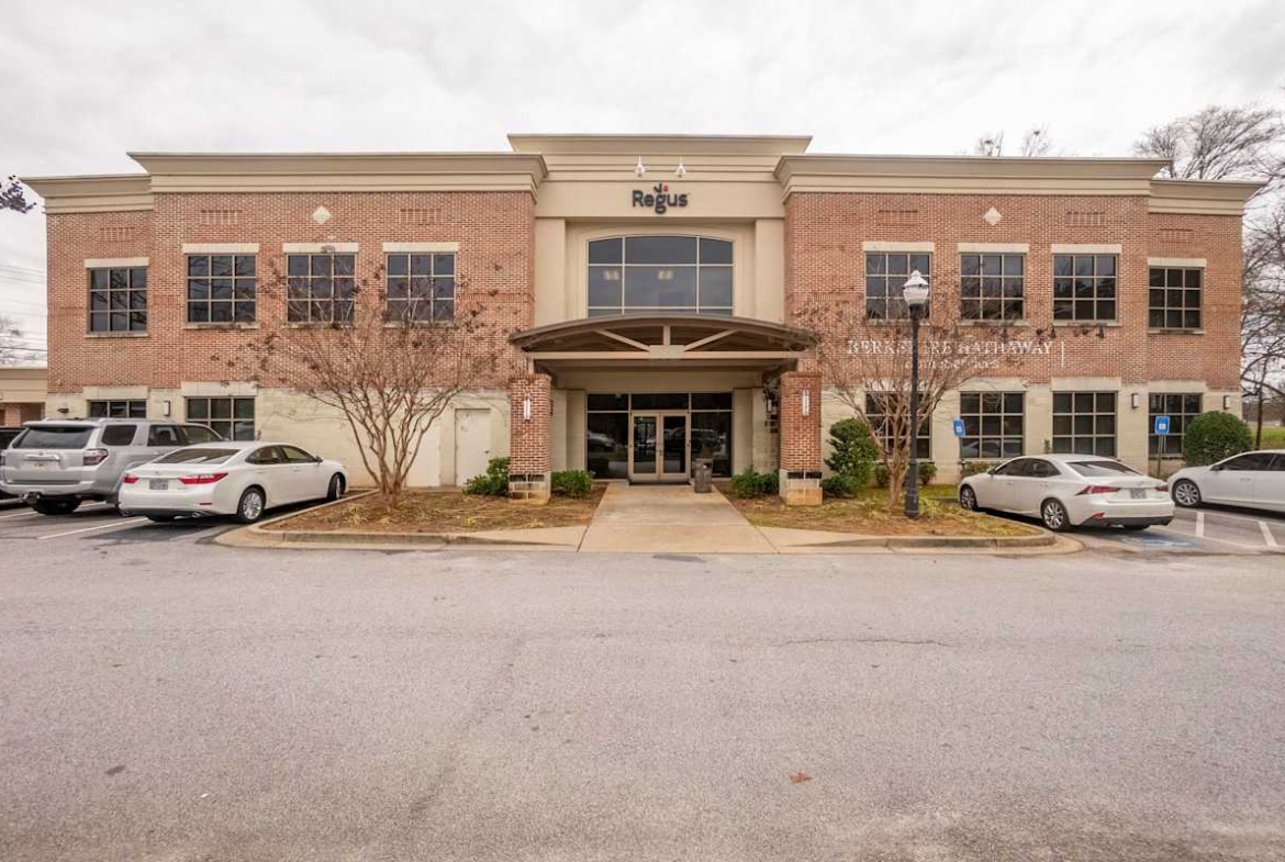 Regus (IWG) Main Street Office Center Fayetteville