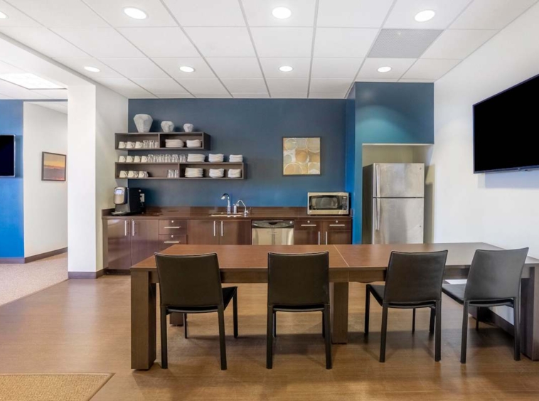 Regus (IWG) Main Street Office Center Fayetteville