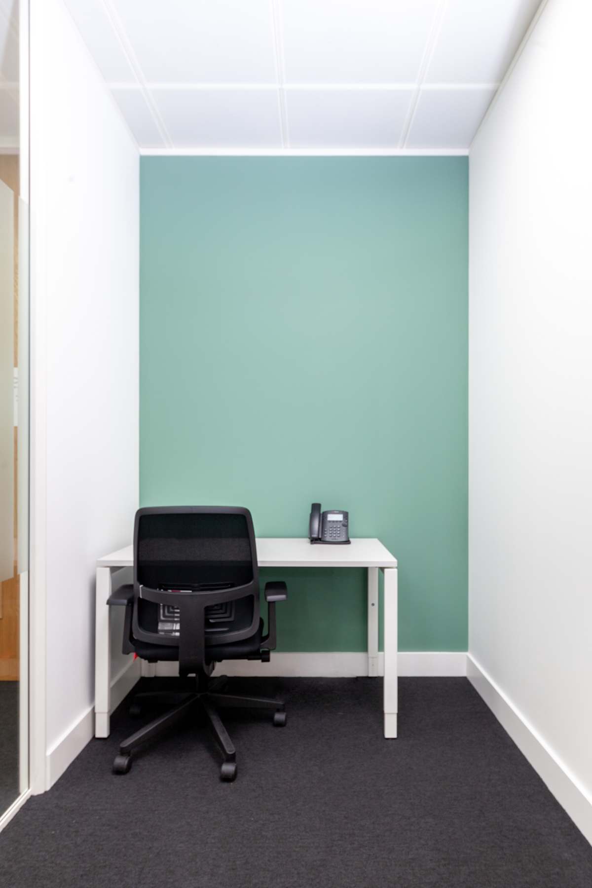 Manor-Royal-1 RH10 9LU