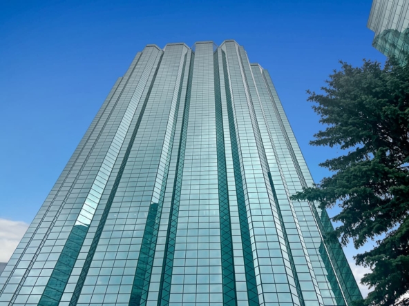 Regus (IWG) Manulife Place Edmonton