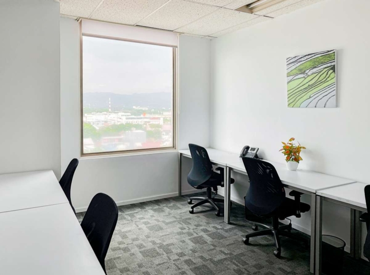 Regus (IWG) Menara Asia Afrika Bandung