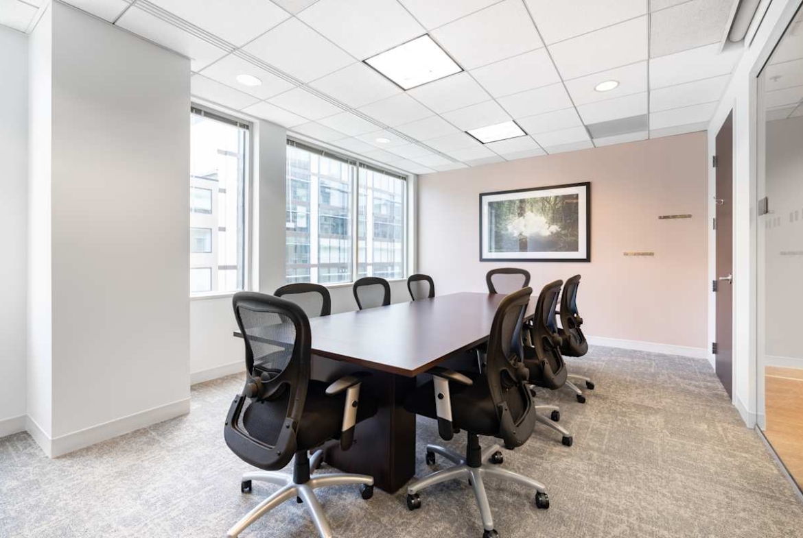 HQ (IWG) Metro Center Washington