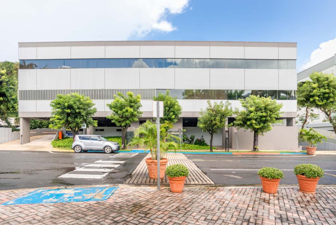 Regus (IWG) Metro Office Park 7 San Juan