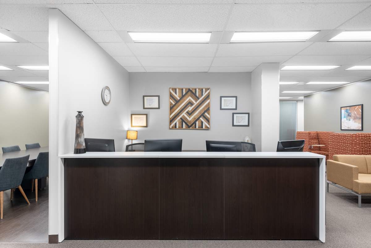 Mississauga Executive Centre 2, Mississauga