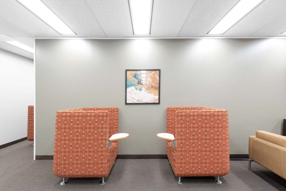 Mississauga Executive Centre 2, Mississauga
