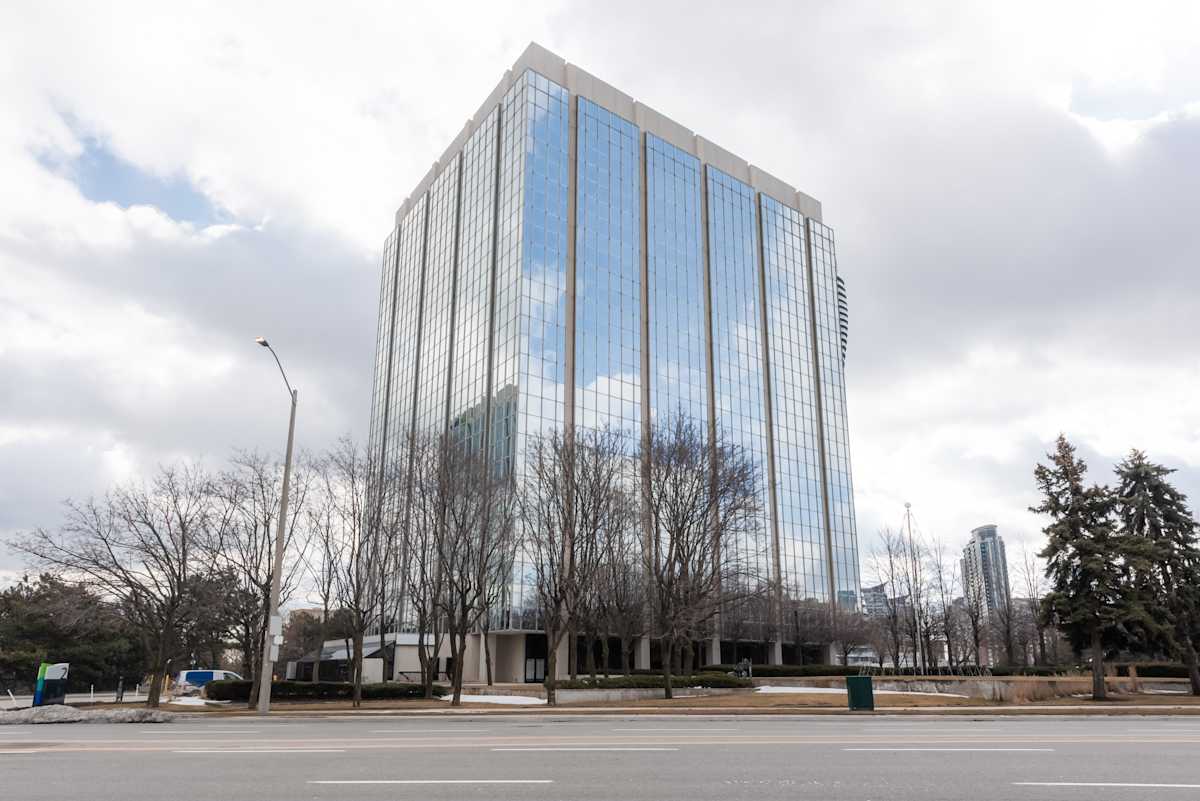 Mississauga Executive Centre 2 Mississauga Regus (IWG) Mississauga Executive Centre 2 Mississauga