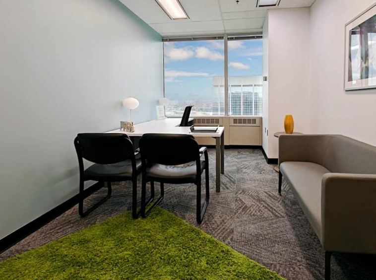 Regus (IWG) Mississauga Executive Centre 4 Mississauga