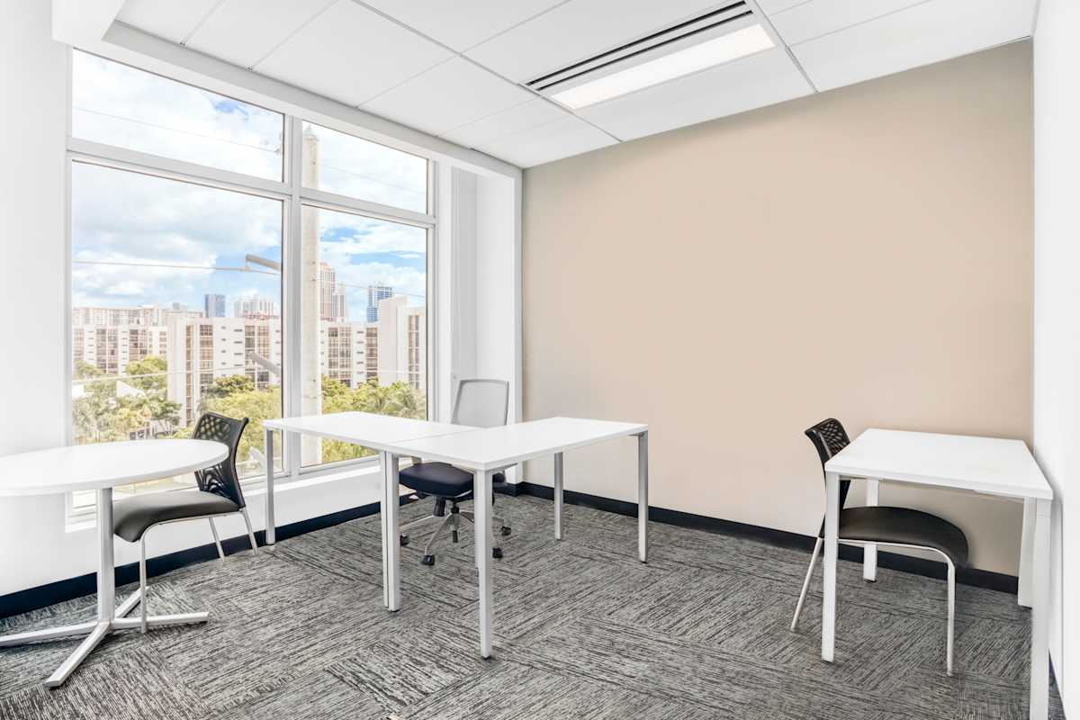 Regus (IWG) Netanya Center Sunny Isles Beach
