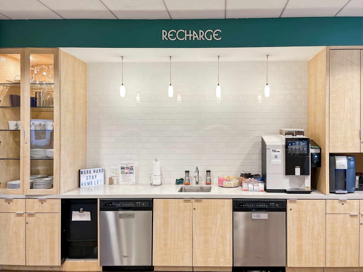 Oak Brook Pointe Oak Brook Regus (IWG) Oak Brook Pointe Oak Brook