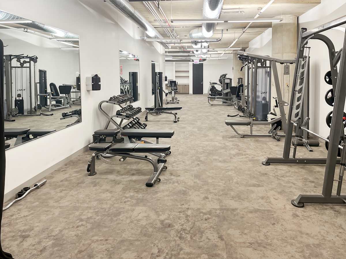 Oak Brook Pointe, Oak Brook