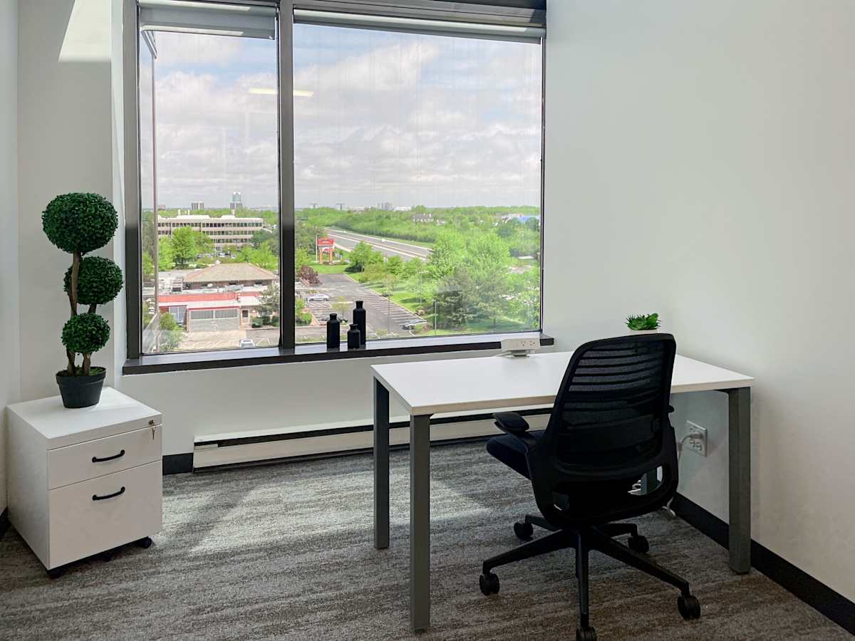Regus (IWG) Oakmont Plaza Dr Westmont